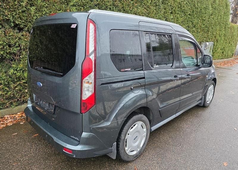 Gebraucht Ford Tourneo Connect Titanium 120 PS (88 kW) 2017 Grau Van / Kleinbus