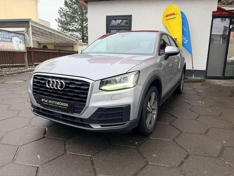 Silber Gebraucht 2017 Audi Q2 Sport SUV | 13.990 € (Fairer Preis) - Bild 1/4