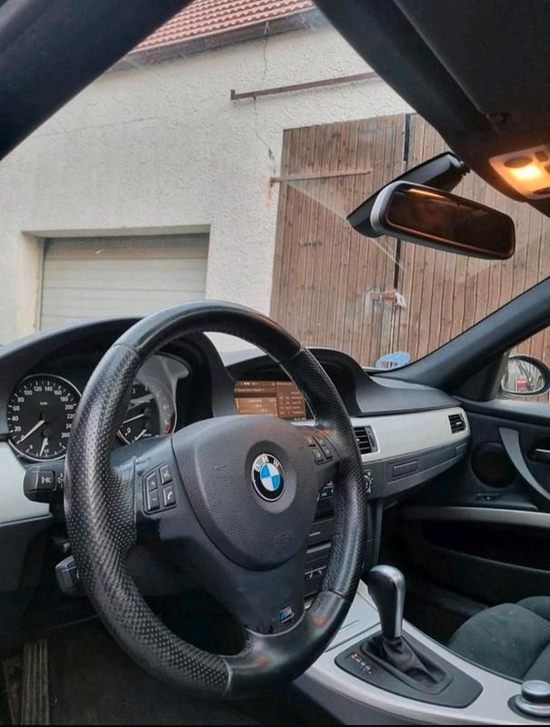 Gebraucht BMW 325 218 PS (160 kW) 2006 Schwarz Limousine