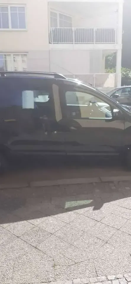 Gebraucht Dacia Dokker Comfort 102 PS (75 kW) 2019 Schwarz Van / Kleinbus