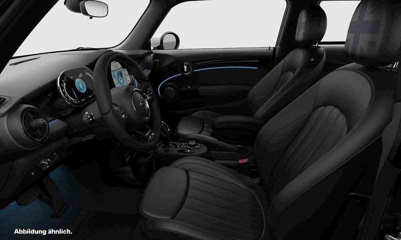 Gebraucht Mini Cooper 136 PS (100 kW) 2023 Schwarz Kleinwagen