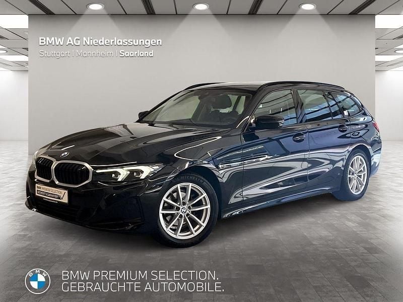 Schwarz Gebraucht 2022 BMW 318 Shadowline Kombi | 24.580 € (Fairer Preis) - Bild 1/4