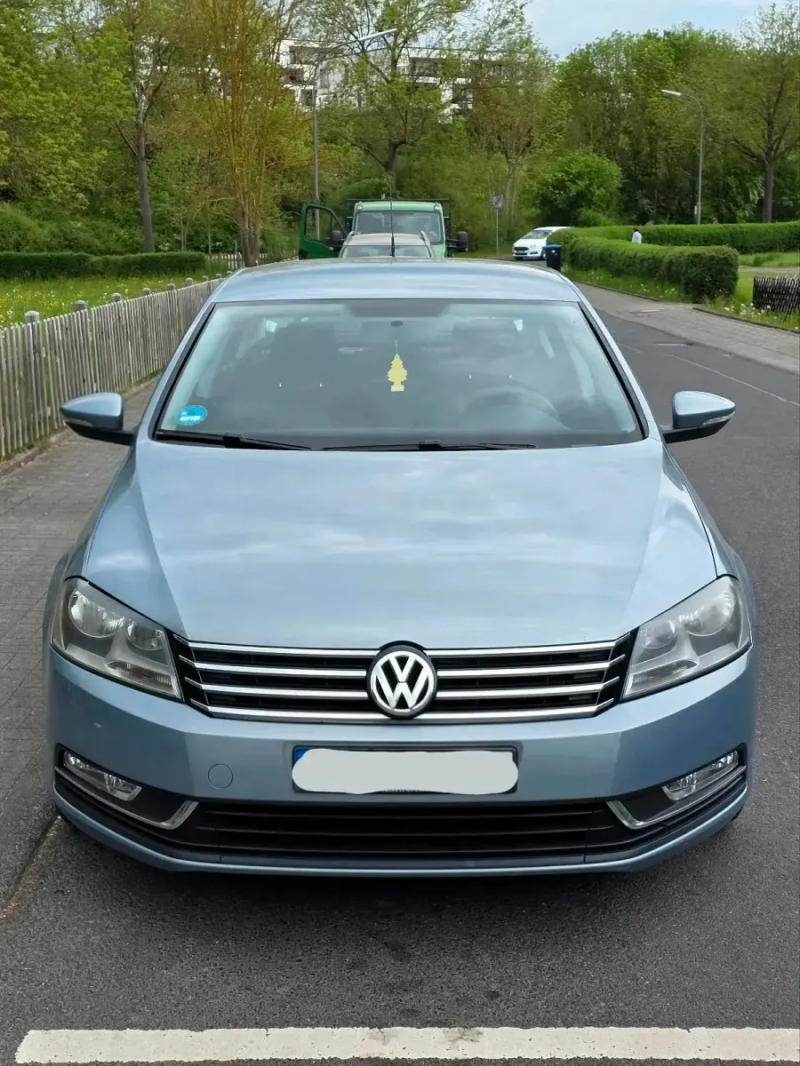 Używany VW Passat 177 KM (130 kW) 2011 Srebrny Sedan/Limuzyna