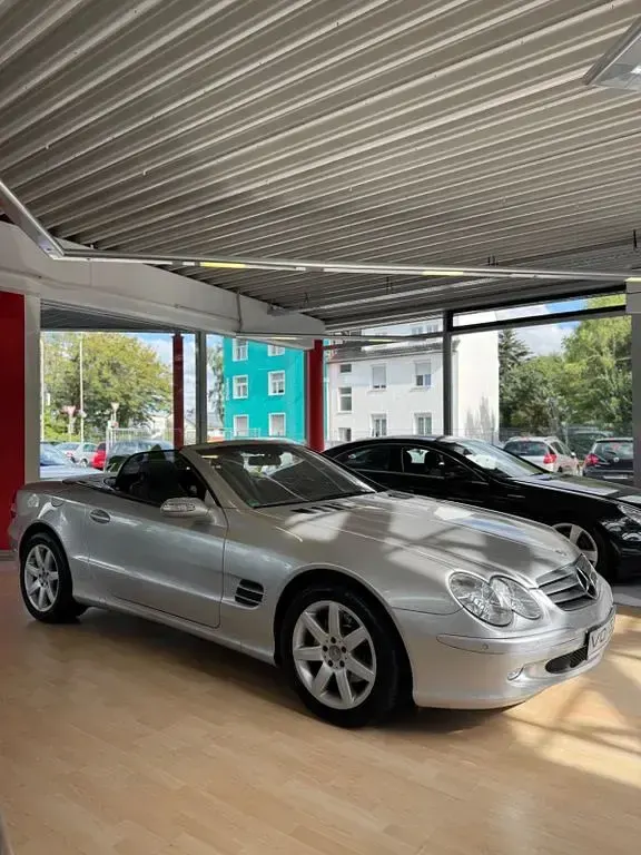 Gebraucht Mercedes SL350 245 PS (180 kW) 2003 Silber Cabrio