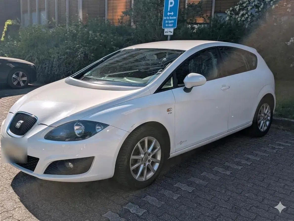Second-hand Seat Leon Copa 104 CP (76 kW) 2012 Alb Berlinǎ