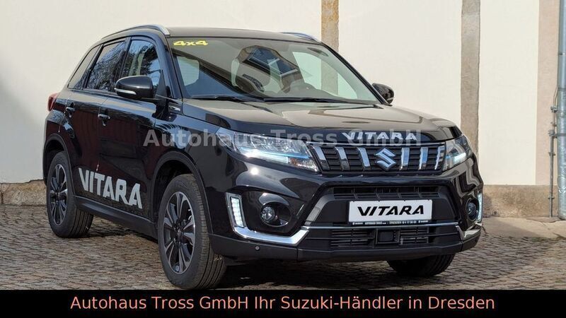 Schwarz Gebraucht 2023 Suzuki Vitara Comfort+ SUV | 24.990 € (Etwas zu teuer) - Bild 1/4