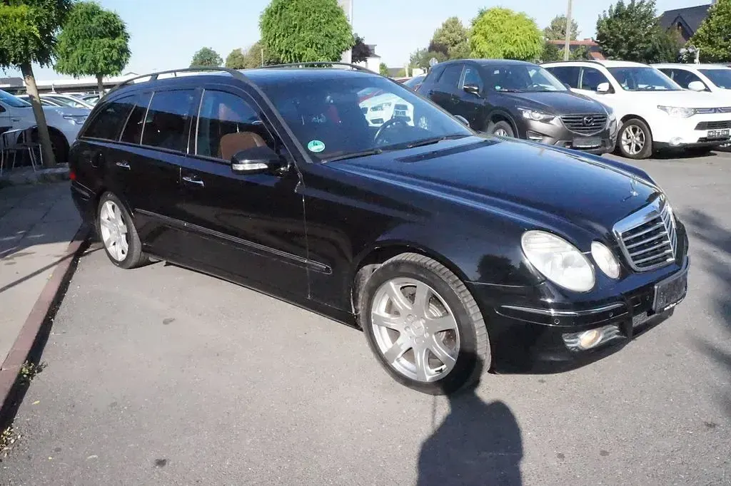 Gebraucht Mercedes E320 224 PS (164 kW) 2008 Schwarz Kombi