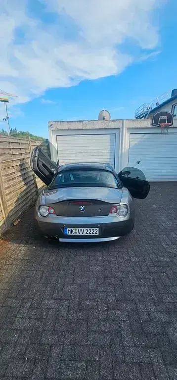Gebraucht BMW Z4 Sport Line 170 PS (125 kW) 2005 Gold Cabrio