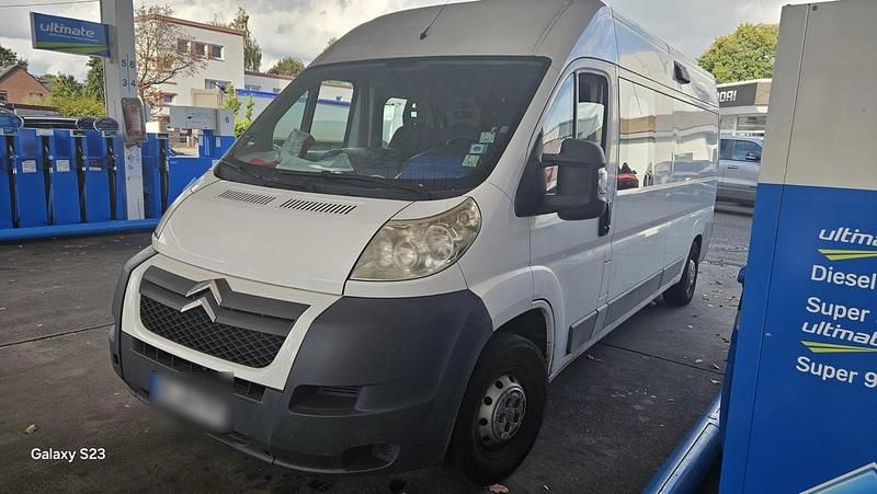 Weiß Gebraucht 2012 Citroën Jumper Van / Kleinbus | 7.100 € - Bild 1/4