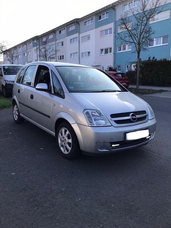 Gebraucht Opel Meriva 101 PS (74 kW) 2005 Silber Van / Kleinbus