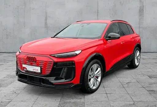 Używany Audi Q6 e-tron Advanced 285 kW (388 KM) 2025 Czerwony SUV