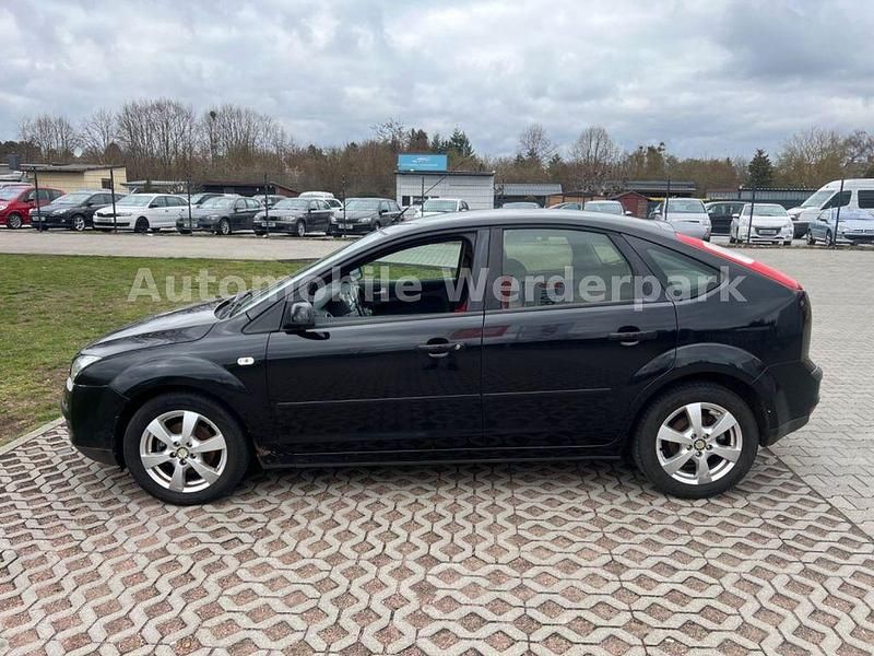 Gebraucht Ford Focus Style 101 PS (74 kW) 2007 Schwarz Limousine