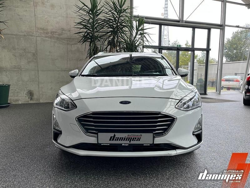 Gebraucht Ford Focus Cool & Connect 120 PS (88 kW) 2019 Weiß Kombi
