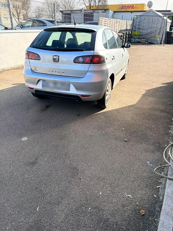 Gebraucht Seat Ibiza 85 PS (62 kW) 2009 Silber Kleinwagen