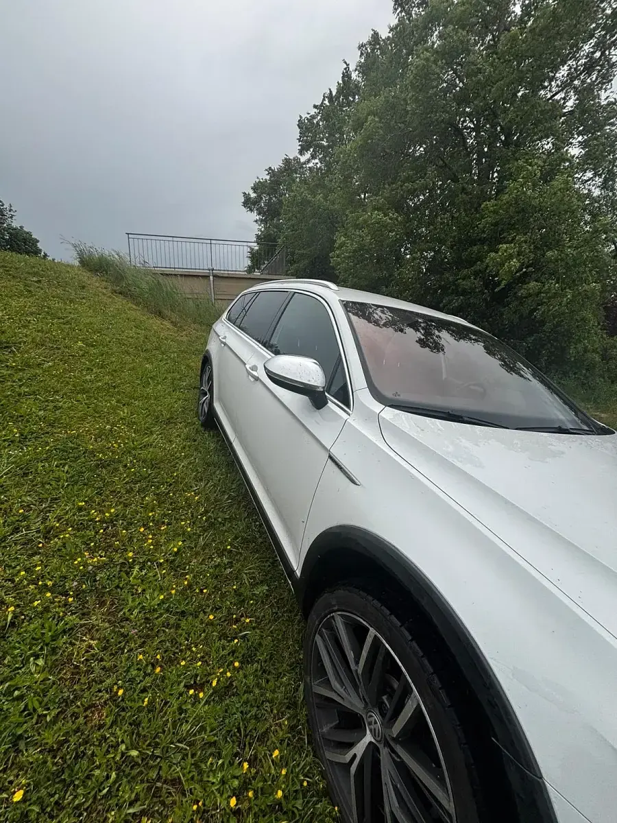 Usata VW Passat 240 CV (176 kW) 2017 Station wagon