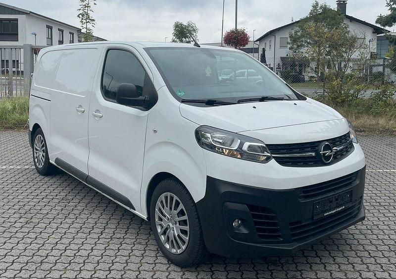Weiß Gebraucht 2021 Opel Vivaro Van | 14.680 € (Superpreis) - Bild 1/4