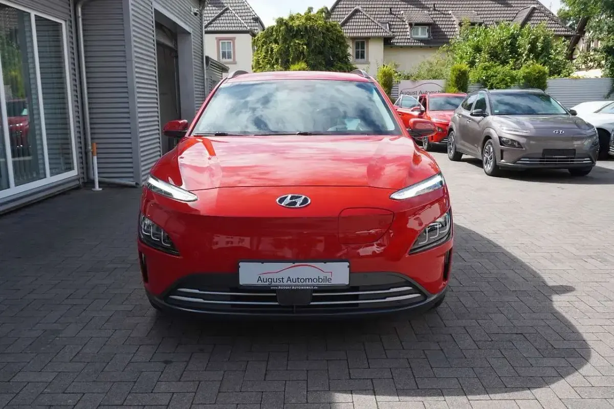 Gebraucht Hyundai Kona Prime 150 kW (204 PS) 2023 Rot SUV