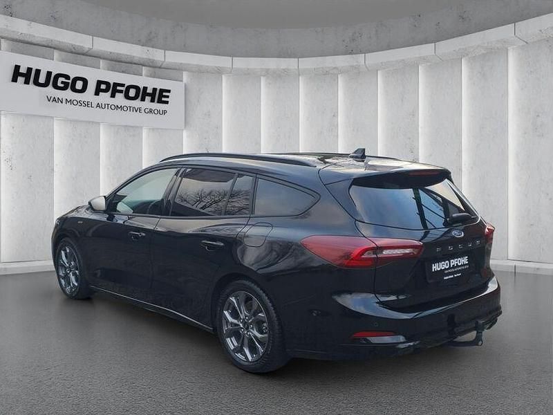 Gebraucht Ford Focus ST-Line X 155 PS (114 kW) 2024 Agate black metallic Kombi