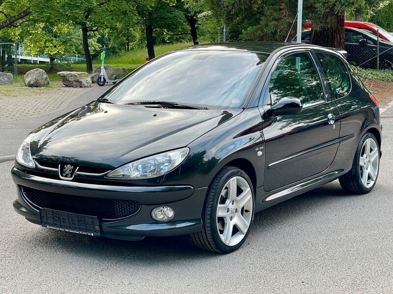 Schwarz Gebraucht 2003 Peugeot 206 RC | 8.980 € - Bild 1/4