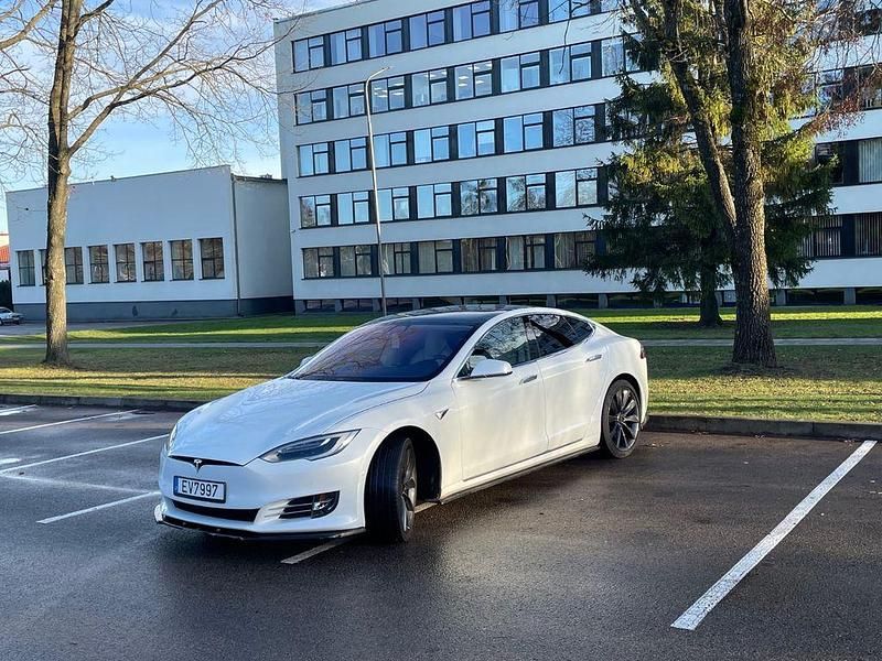 Gebraucht Tesla Model S 395 kW (538 PS) 2017 Weiß Kleinwagen