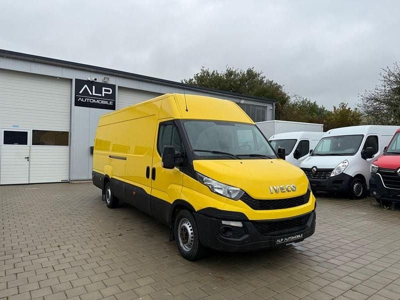 Gelb Gebraucht 2015 Iveco Daily Van / Kleinbus | 16.900 € (Teuer) - Bild 1/4
