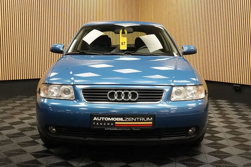 Gebraucht Audi A3 Attraction 102 PS (75 kW) 2003 Blau Kleinwagen