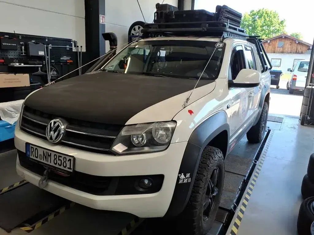 Gebraucht VW Amarok Individual 163 PS (119 kW) 2012 Rot Pickup