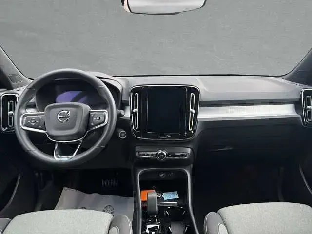 Gebraucht Volvo XC40 145 PS (106 kW) 2023 SUV
