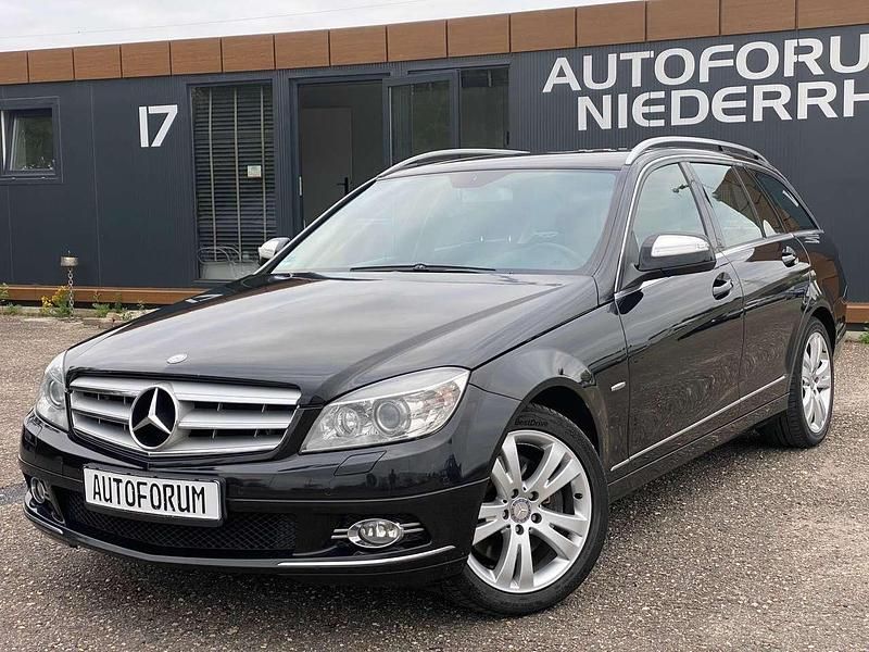 Obsidianschwarz Gebraucht 2008 Mercedes C320 Avantgarde Kombi | 7.500 € (Teuer) - Bild 1/4