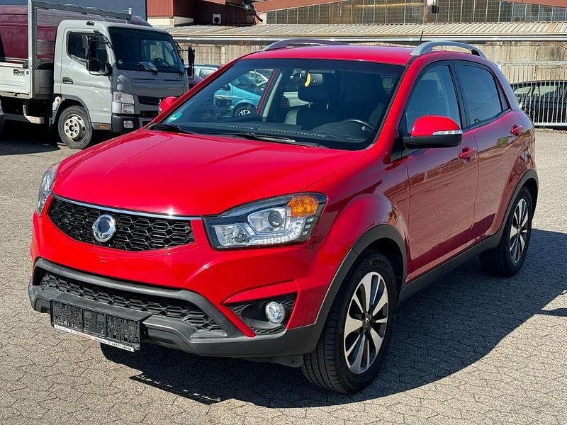 Usata SsangYong Korando 150 CV (110 kW) 2016 Rosso SUV