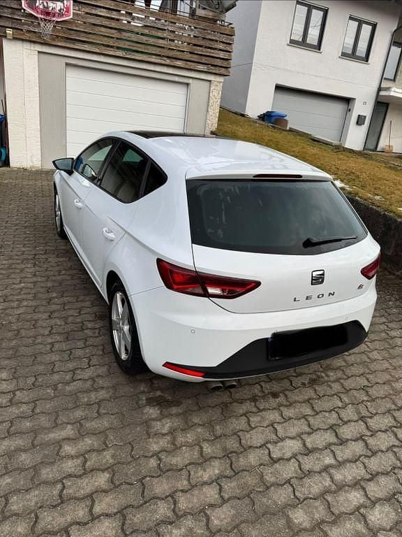 Gebraucht Seat Leon FR 179 PS (131 kW) 2016 Weiß Limousine