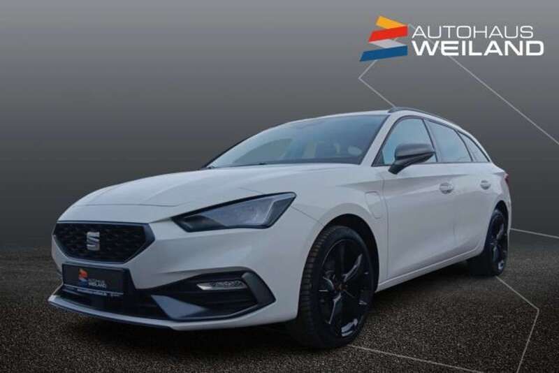 Weiß Gebraucht 2023 Seat Leon FR Kombi | 23.400 € (Guter Preis) - Bild 1/4