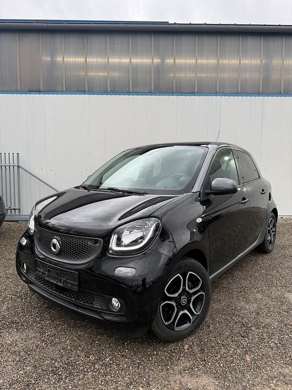 Gebraucht Smart ForFour Electric Drive 60 kW (82 PS) 2018 Schwarz Kleinwagen