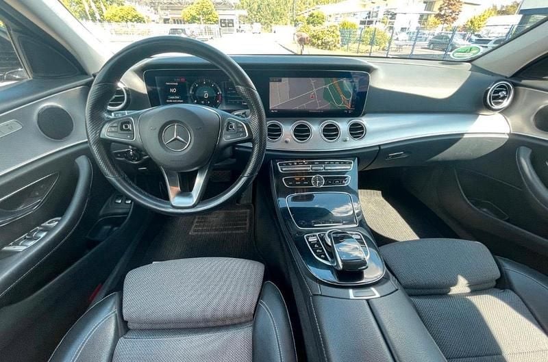 Gebraucht Mercedes E220 194 PS (142 kW) 2017 Schwarz Kombi
