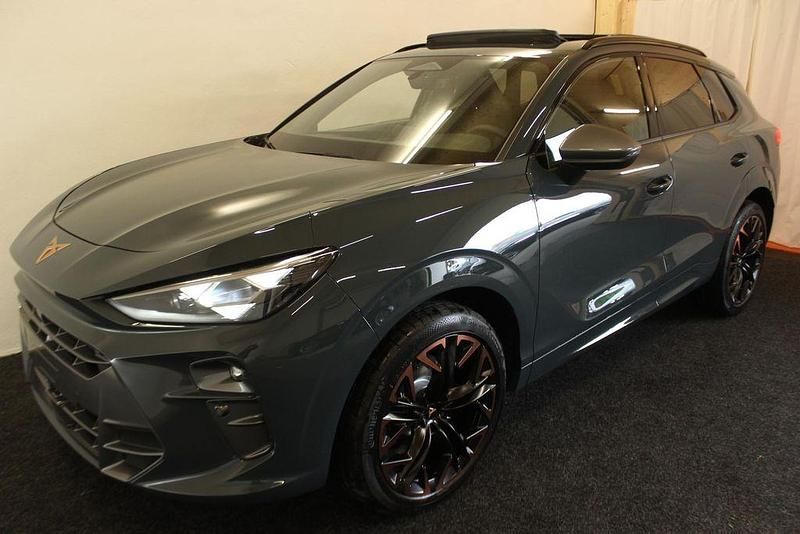 Blau Neu 2025 Cupra Terramar VZ2 SUV | 41.490 € (Superpreis) - Bild 1/4