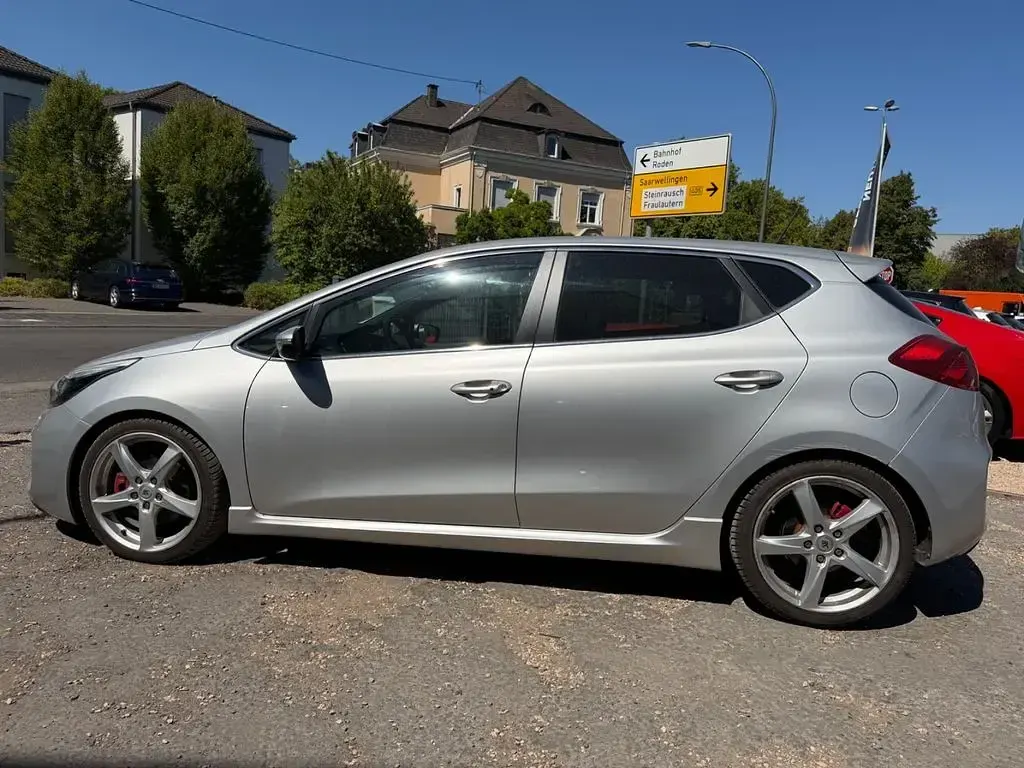 Gebraucht Kia Ceed GT GT 204 PS (150 kW) 2015 Silber Limousine