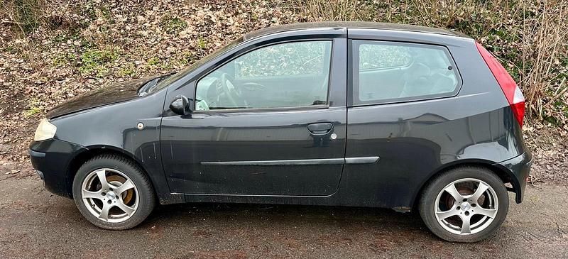 Gebraucht Fiat Punto 60 PS (44 kW) 2005 Schwarz Kleinwagen