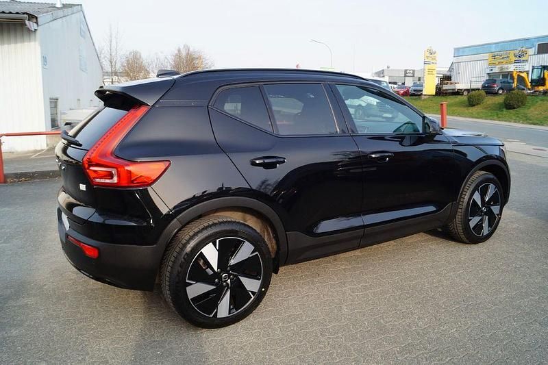 Gebraucht Volvo XC40 Plus 300 kW (408 PS) 2023 Schwarz SUV