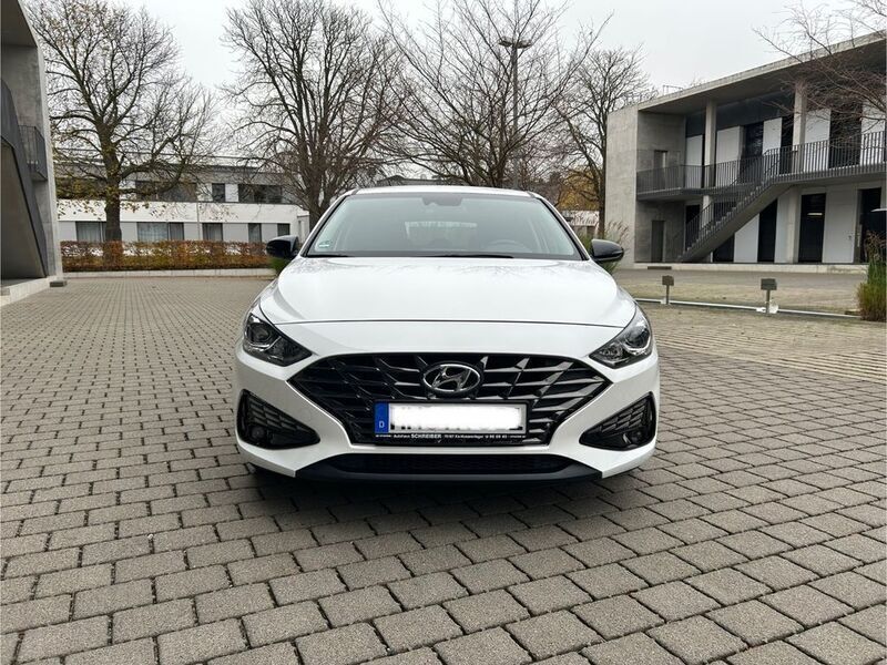 Gebraucht Hyundai i30 Edition 30 120 PS (88 kW) 2021 Weiß Limousine