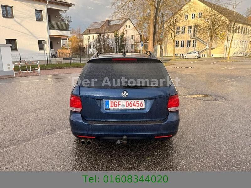 Gebraucht VW Golf VI 122 PS (89 kW) 2012 Blau Kleinwagen