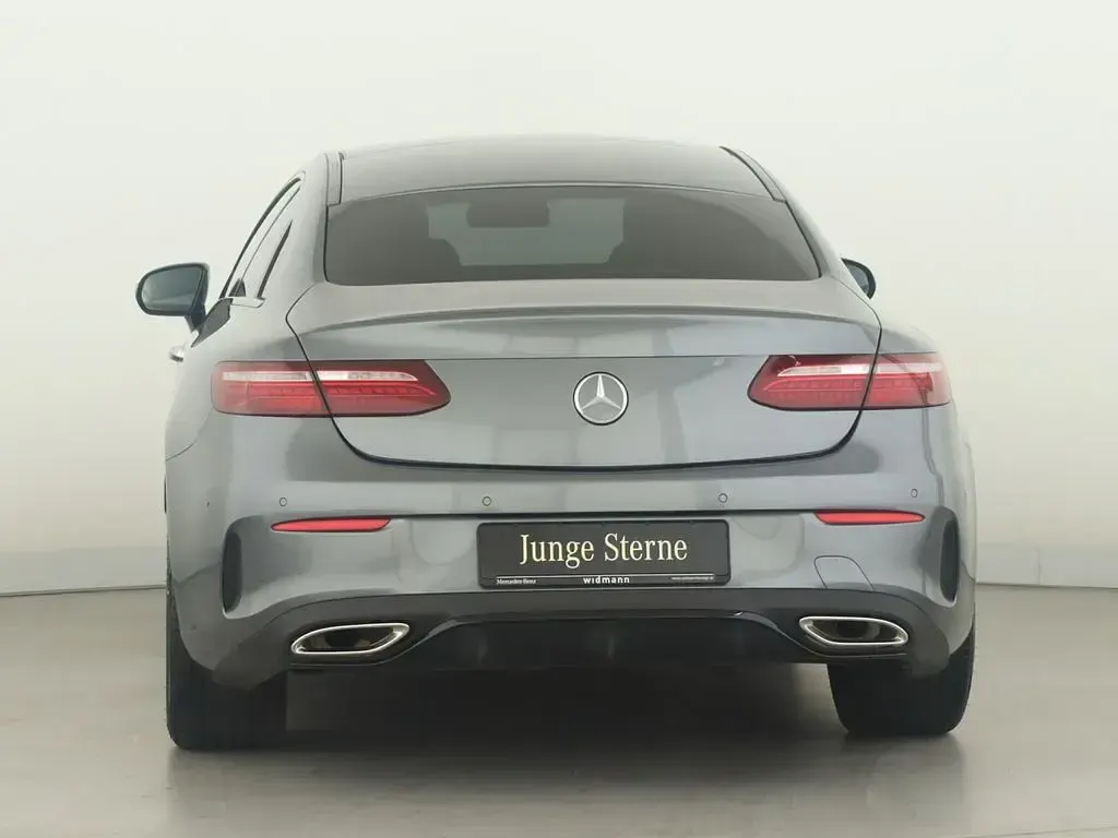 Gebraucht Mercedes E200 AMG 197 PS (144 kW) 2024 Metalliclack selenitgrau (metallic) Coupé