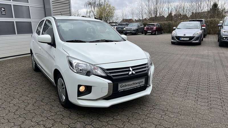 Islandweiss (s) Gebraucht 2022 Mitsubishi Space Star Spirit Kleinwagen | 10.750 € (Fairer Preis) - Bild 1/4