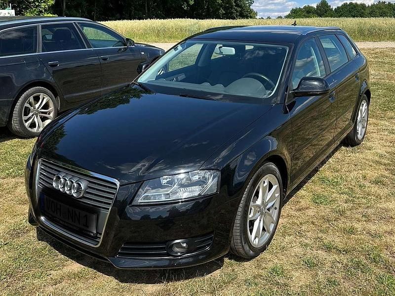 Schwarz Gebraucht 2008 Audi A3 Sportback Attraction Kombi | 5.700 € (Fairer Preis) - Bild 1/4