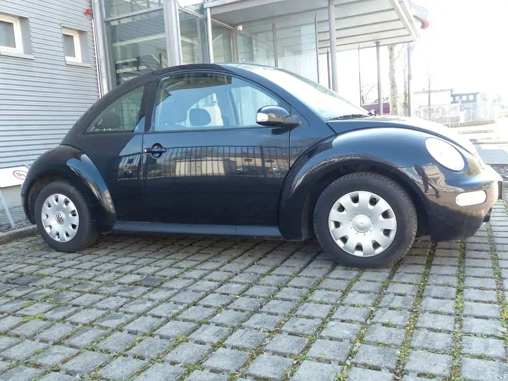 Gebraucht VW New Beetle 102 PS (75 kW) 2006 Schwarz Kleinwagen