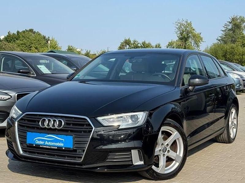 Gebraucht Audi A3 Sport 150 PS (110 kW) 2017 Schwarz Limousine