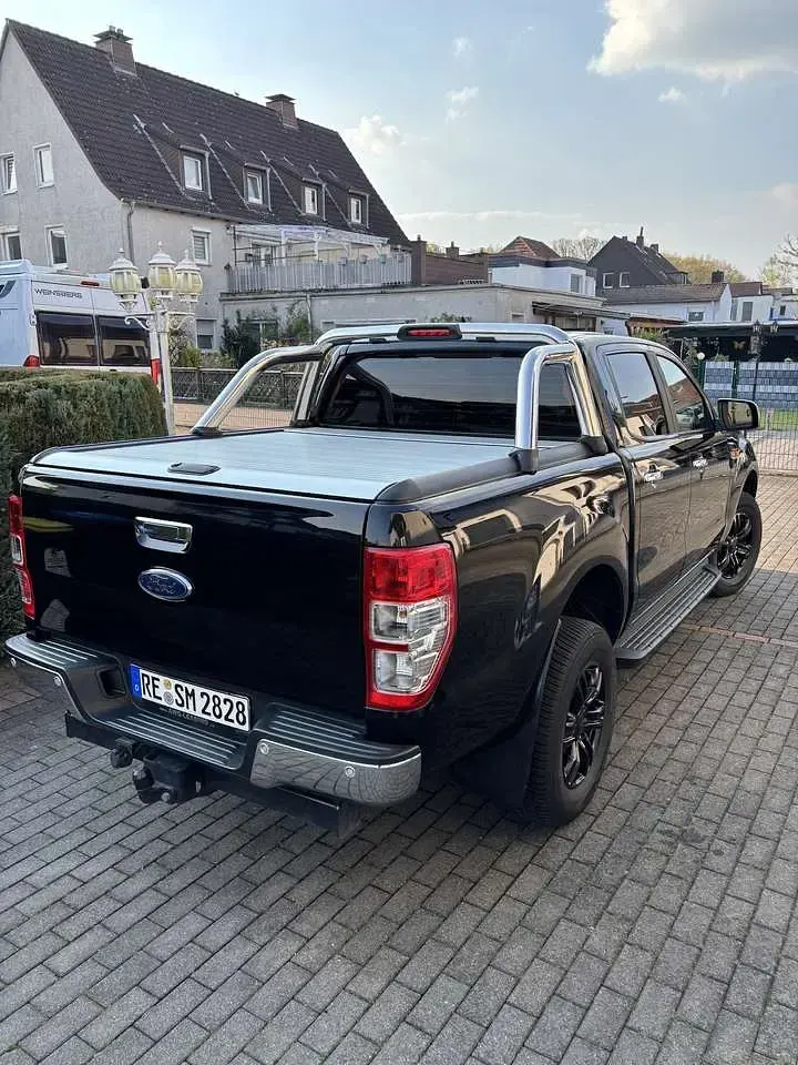 Gebraucht Ford Ranger 170 PS (125 kW) 2023 Schwarz Pickup