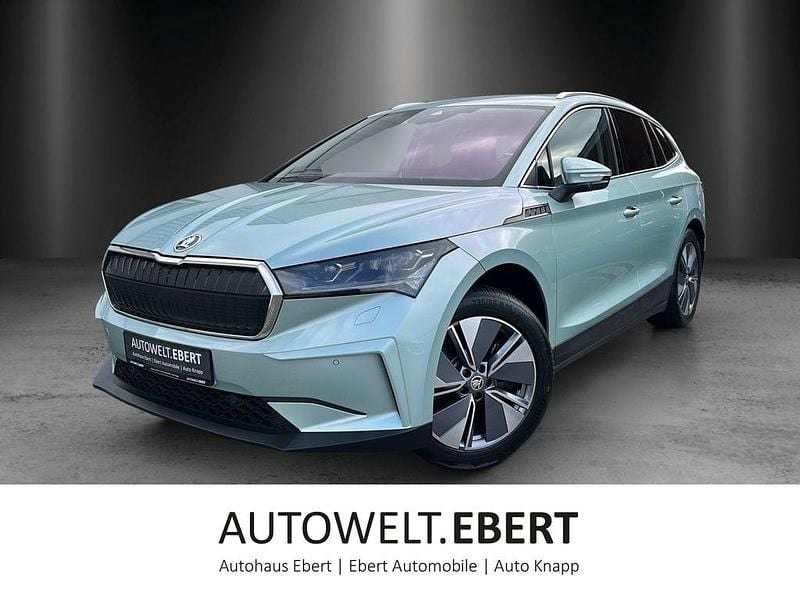 Silber Gebraucht 2021 Skoda Enyaq iV Lodge SUV | 31.690 € (Guter Preis) - Bild 1/4