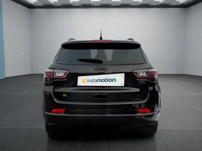Gebraucht Jeep Compass 131 PS (96 kW) 2023 Schwarz SUV