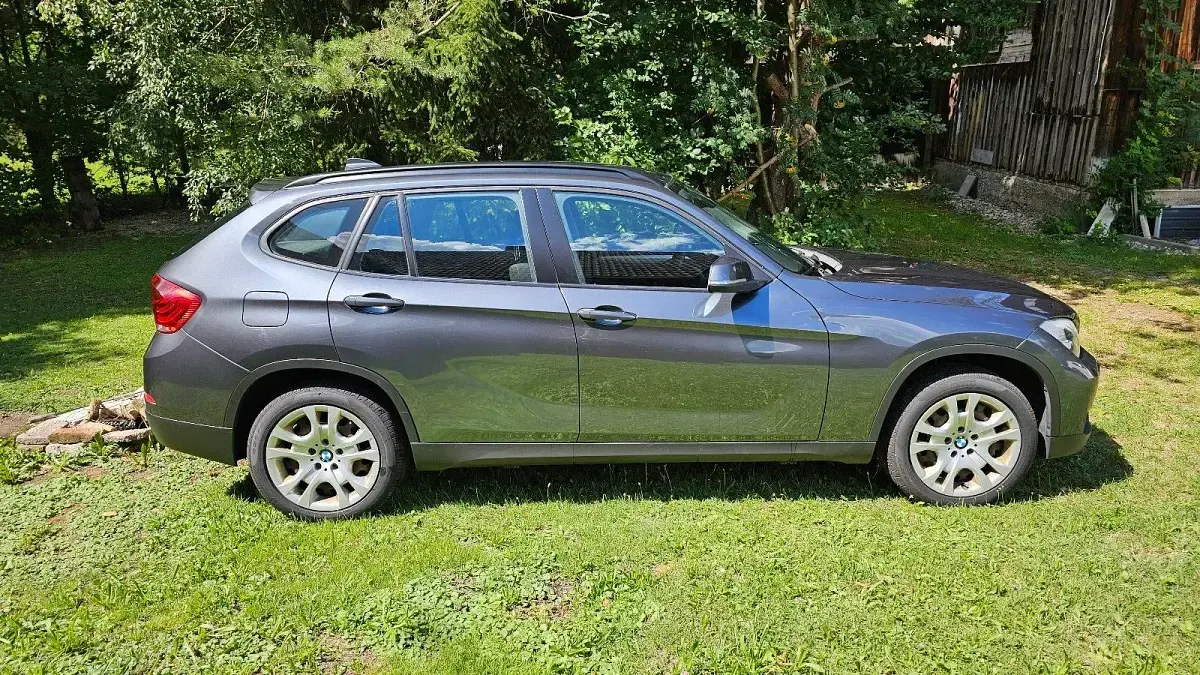 Gebraucht BMW X1 143 PS (105 kW) 2013 Grau SUV
