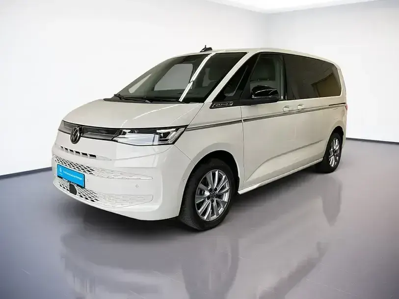 Gebraucht VW Multivan Style 150 PS (110 kW) 2024 Weiss Van / Kleinbus